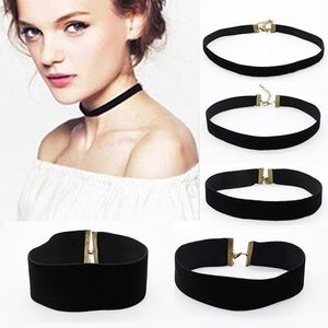 SALE❤️❤️ Various sizes--trendy velvet choker
